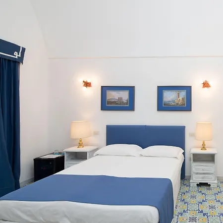 Marlin Vendégház Capri