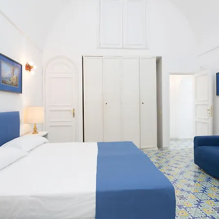 Marlin Vendégház Capri