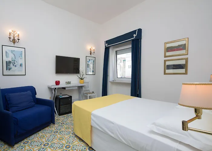 Marlin Гостевой дом Капри