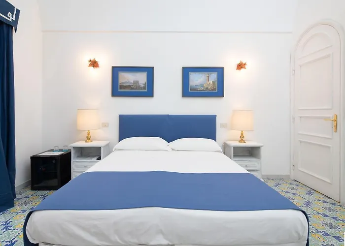 Marlin Гостевой дом Капри